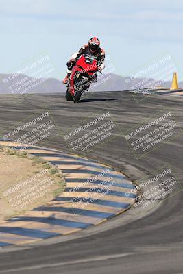 media/Nov-16-2025-Race Pace (Sun) [[8c5fa54630]]/Verified Riders/1-Turns 9 and 10 (925am)/